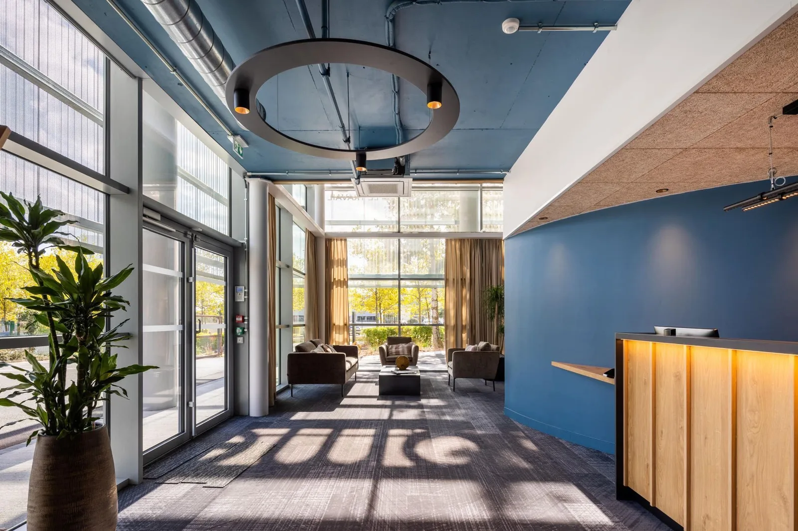 Whome St Herblain , Reception, Saint-Herblain