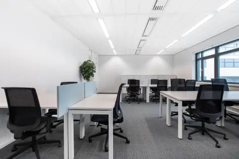 Coworking day pass — Regus NJ, Red Bank - Broad St, Red Bank, NJ