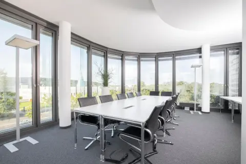 Regus Ho Chi Minh, L'Mak, Thành phố Hồ Chí Minh