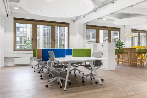 Coworking day pass — Regus VA, Ashburn - Lakeview University, Ashburn, VA