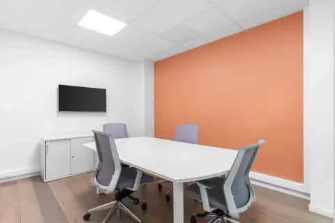 Meeting rooms — Regus BRISTOL, Almondsbury Business Park, Bradley Stoke