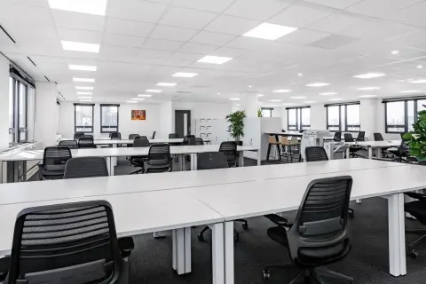 Coworking day pass — Regus MILAN, Milanofiori 2, Assago