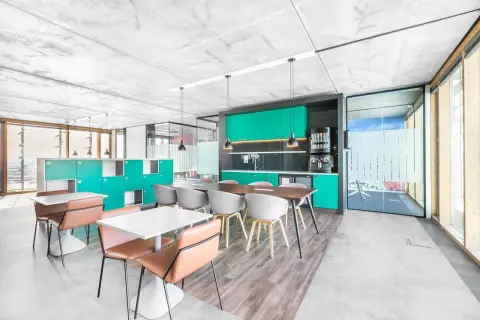 Coworking day pass — Regus CA, San Diego - Sunroad Corporate Centre, La Jolla, CA