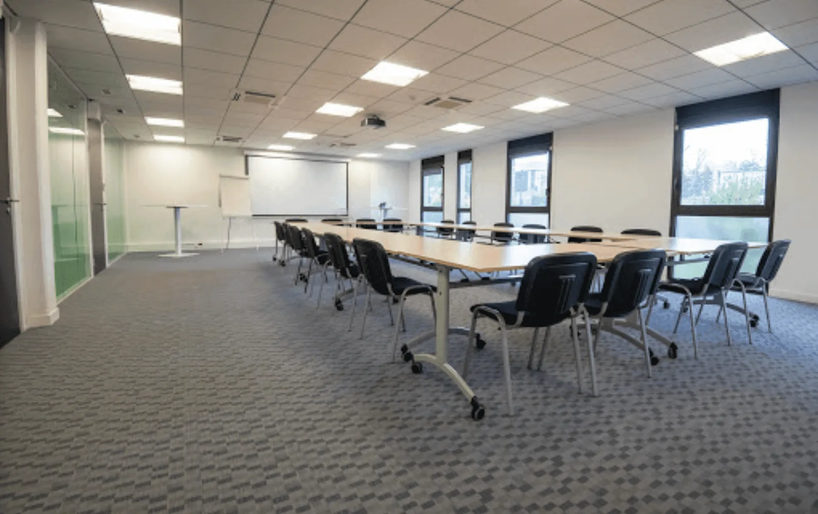 WIPSE Courtaboeuf, Training room for 18 people, Villebon sur Yvette