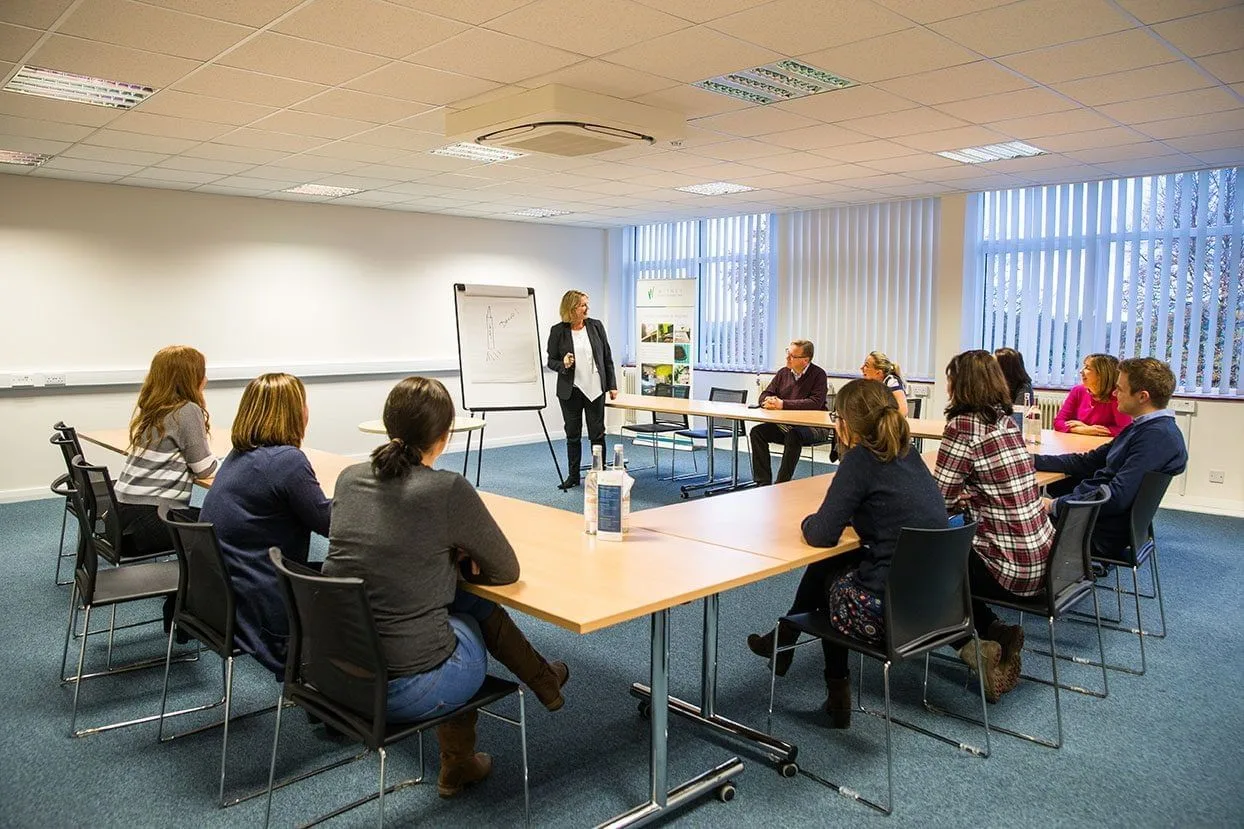 Witney Business and Innovation Centre, Salle de formation 10 personnes, Witney