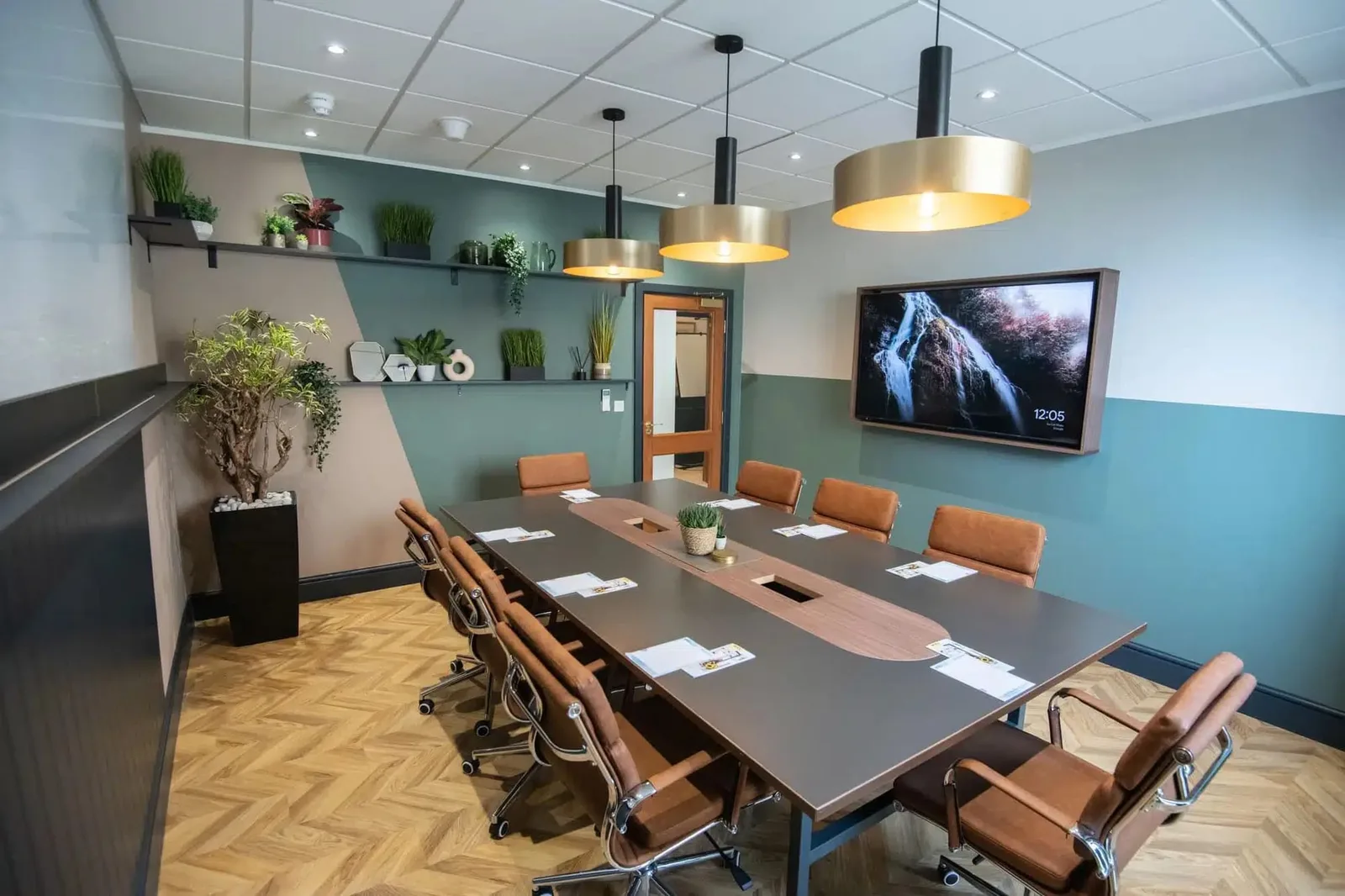 Wizu Workspace Harrogate, Meeting room for 10 people, Harrogate