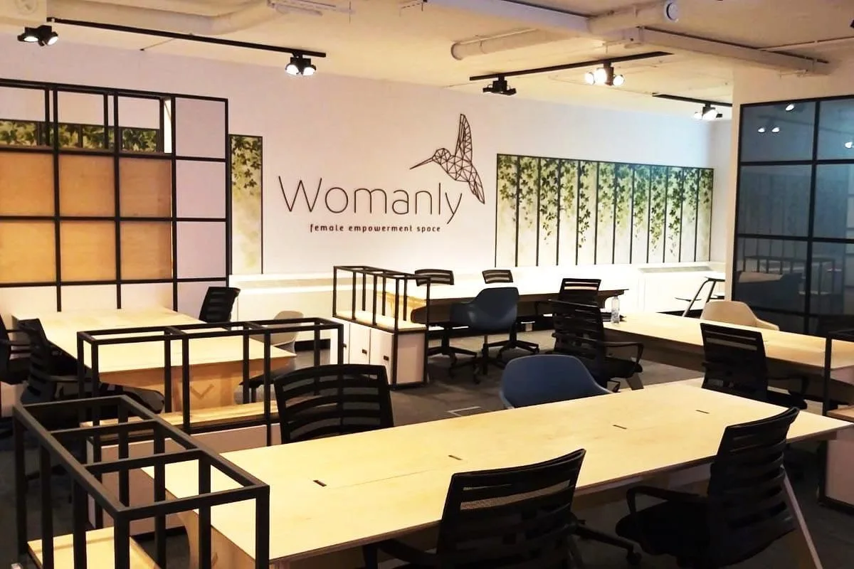 Womanly, Open kantoorruimte, Watermael-Boitsfort