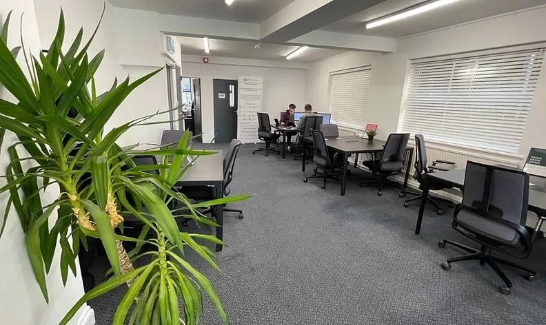 Wood Street Cowork, Open-plan office, Swindon