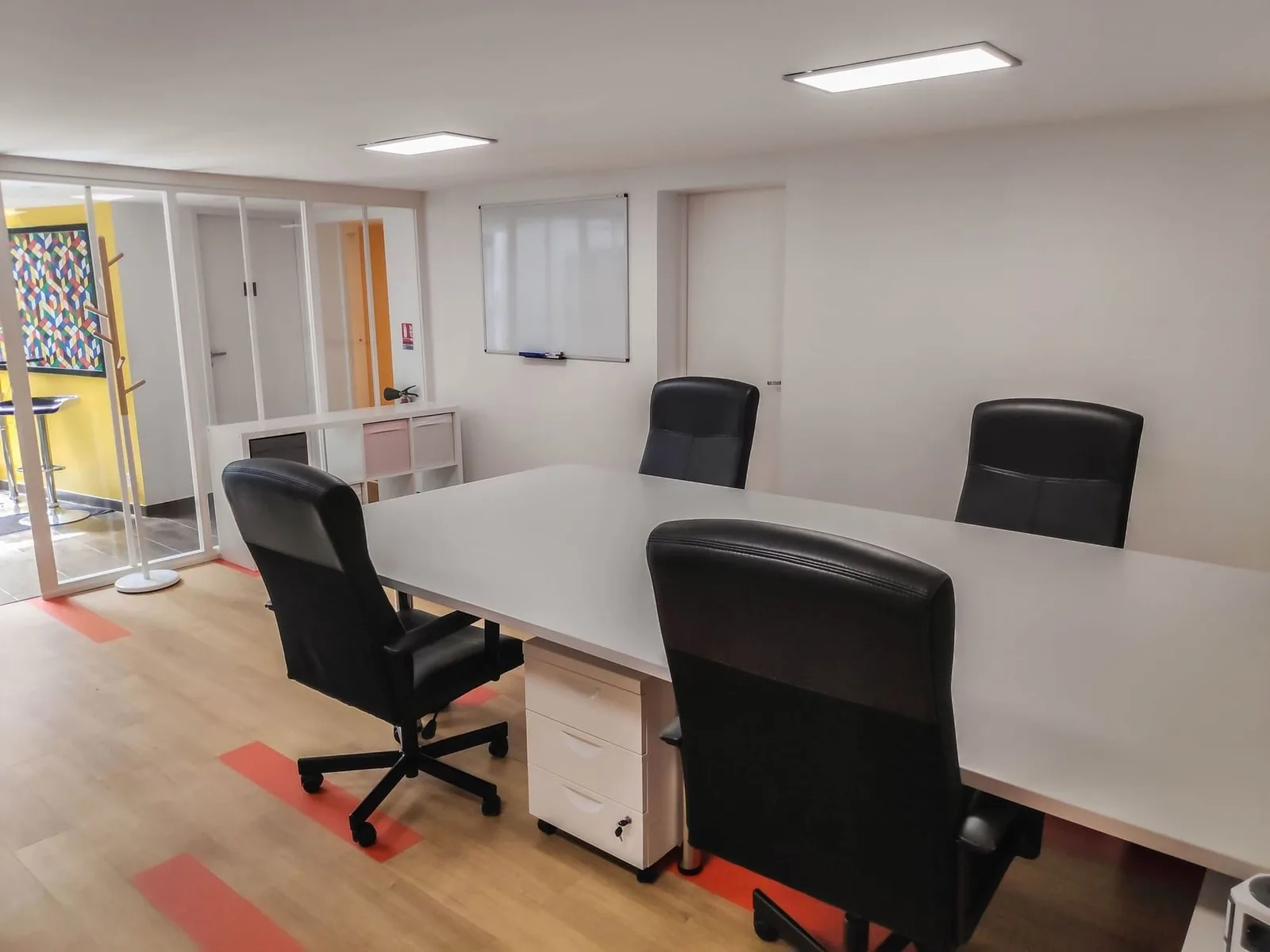 Work in Excess, Meeting room for 4 people, Nantes