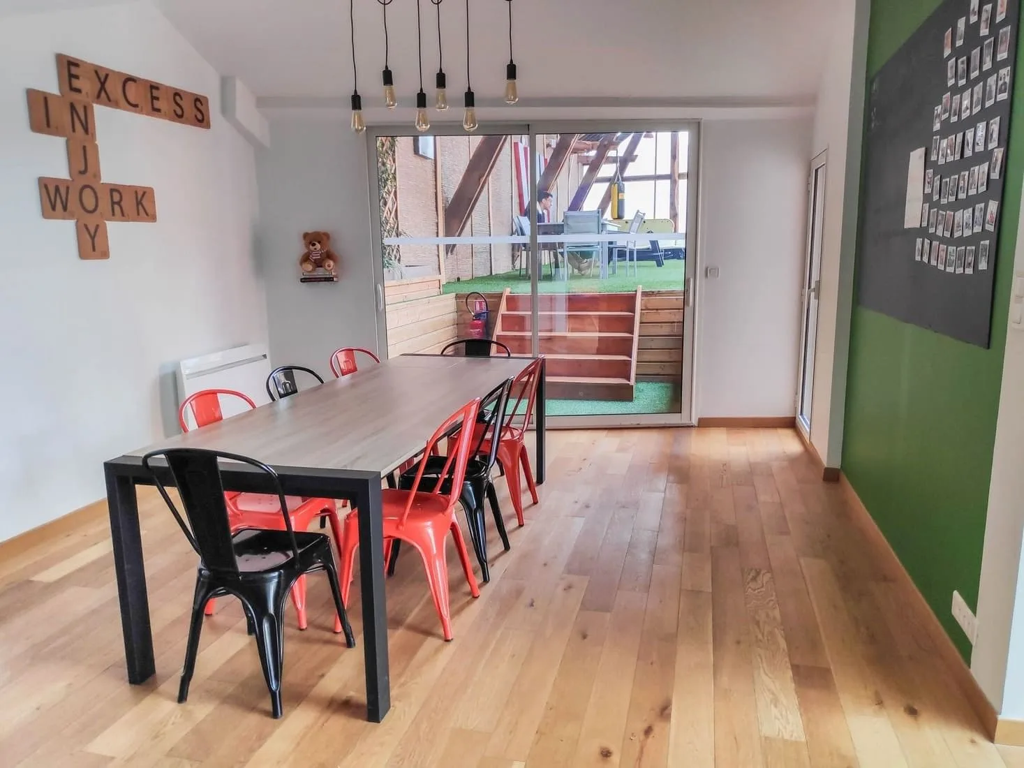 Work in Excess, Meeting room for 8 people, Nantes