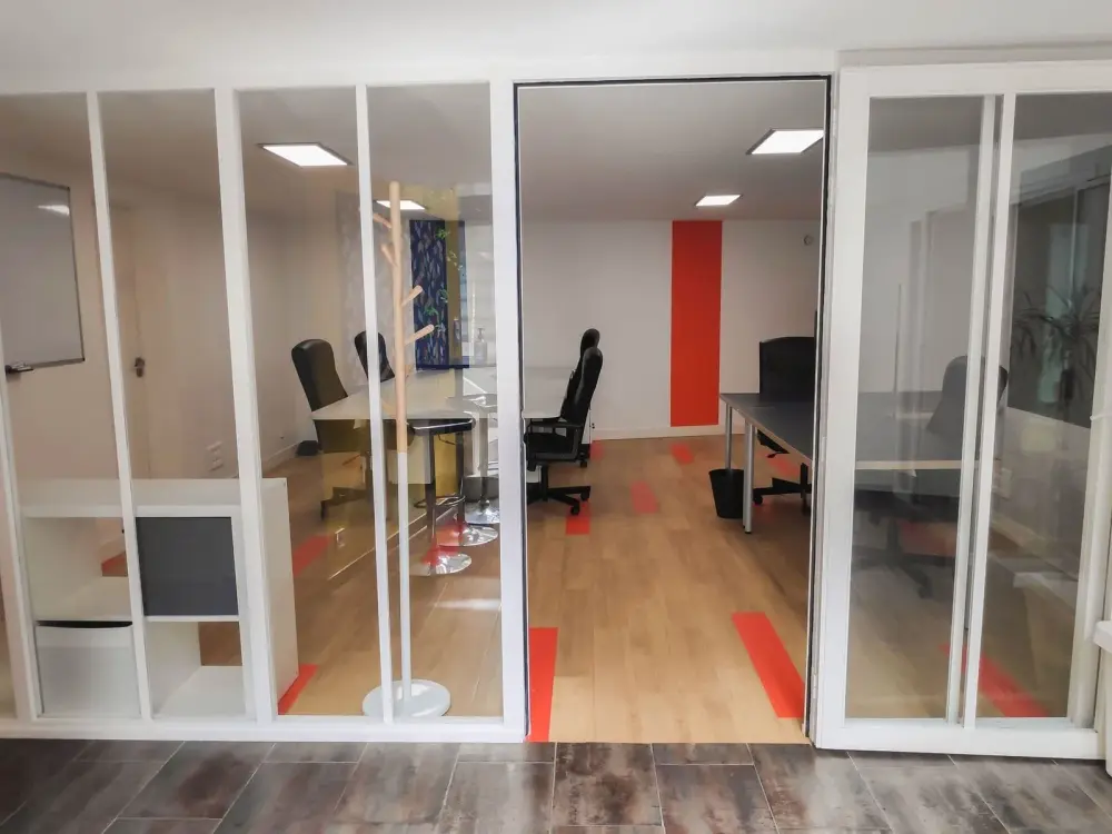 Work in Excess, Bureau privatif, Nantes