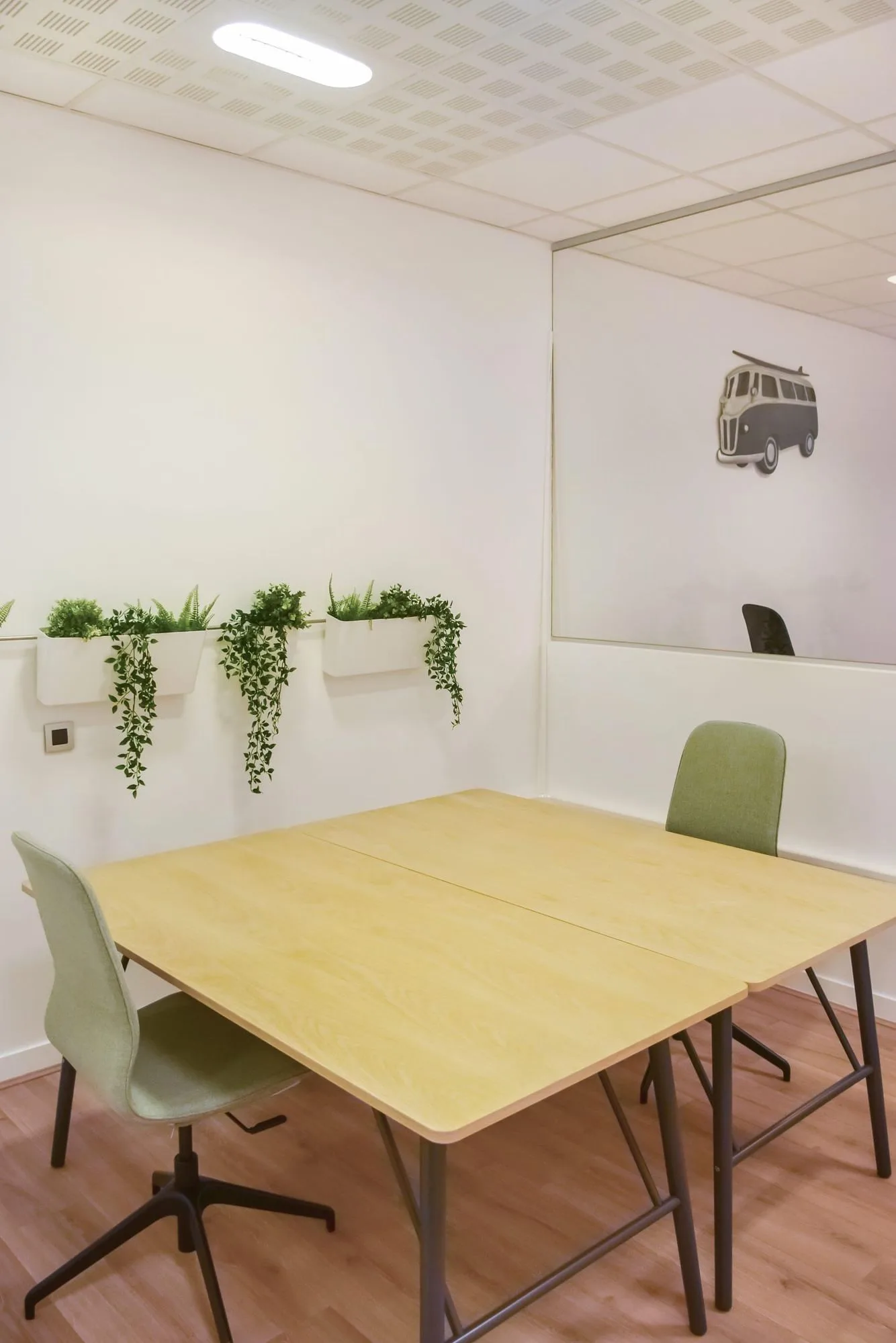 Work in Mons, Bureau privatif 2 postes, Mons