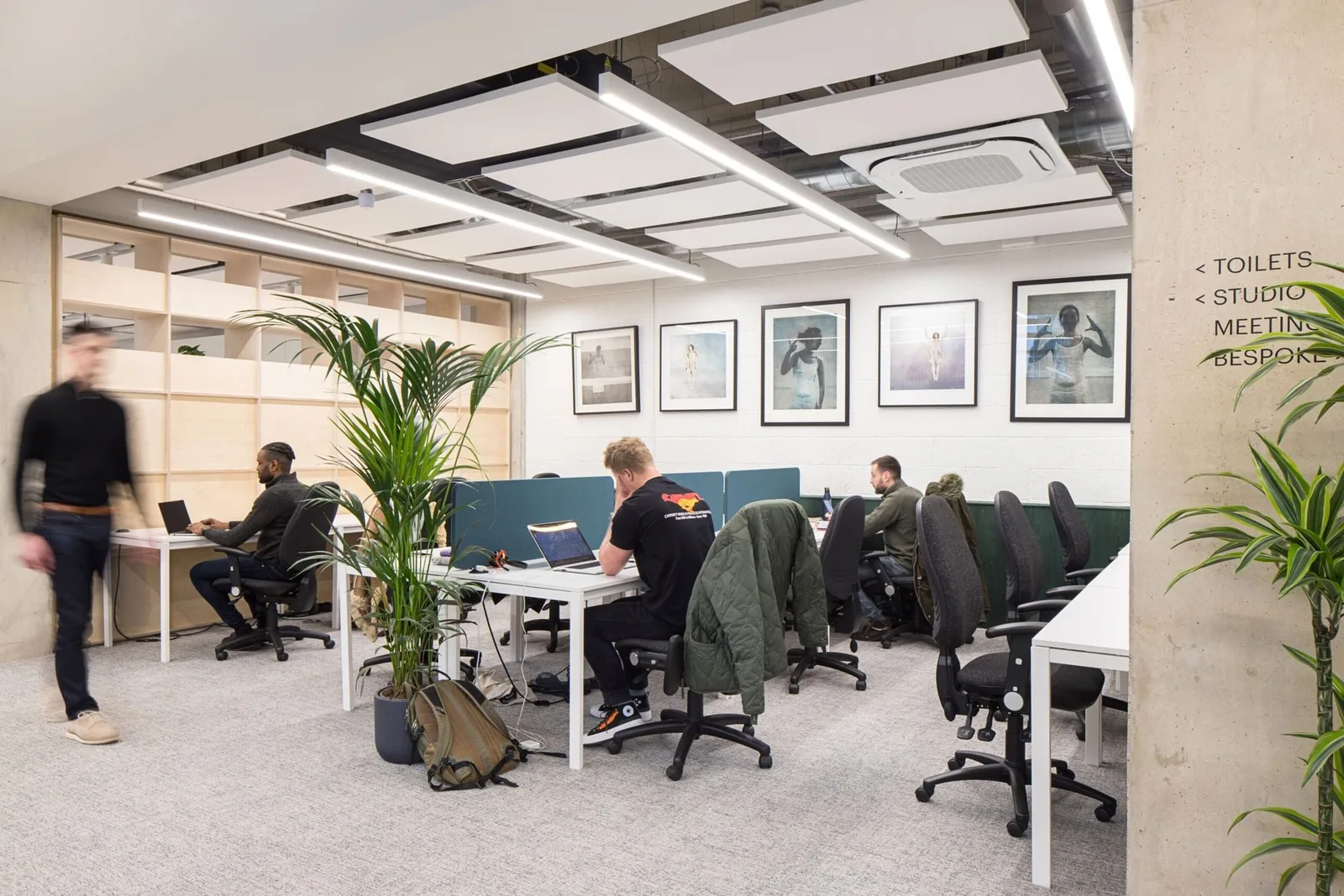 Work + Play, Open space, Londres