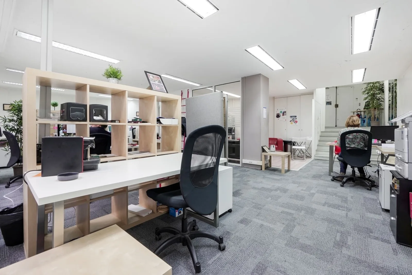 Work in Trinité, Open-plan office, Paris 9e