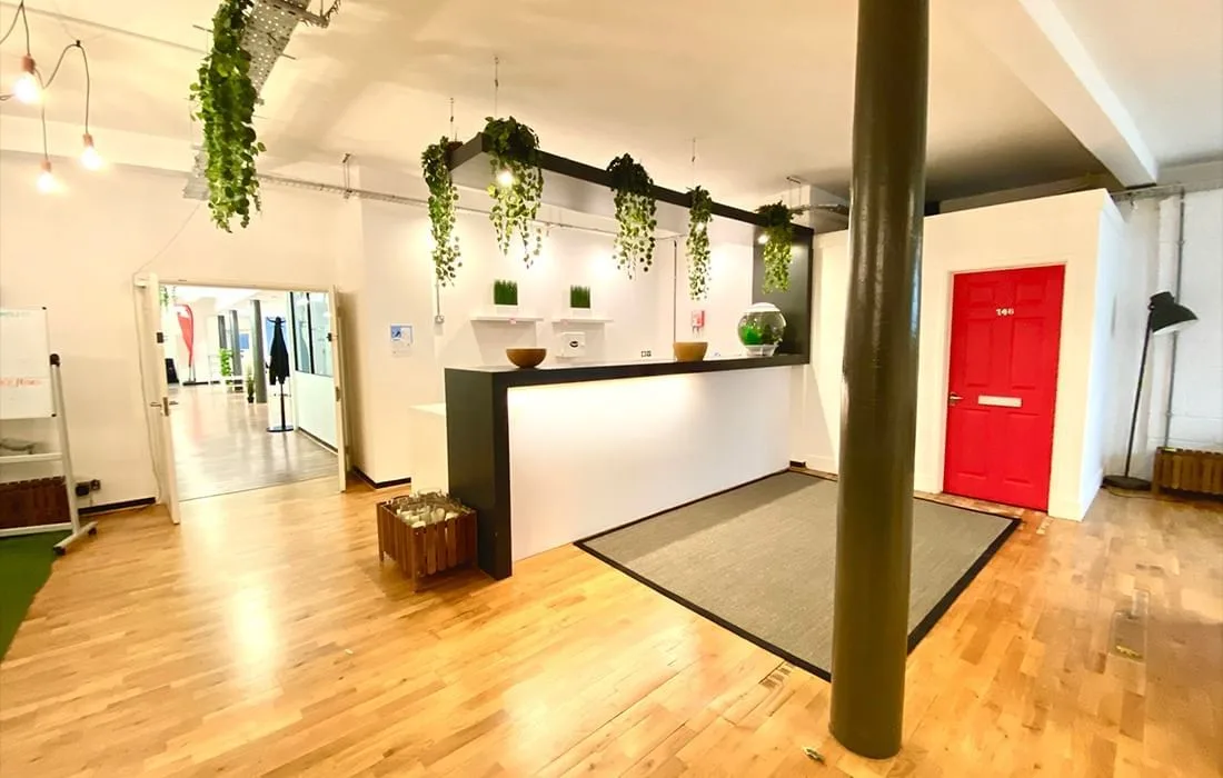 Workhubs, Reception, Penzance