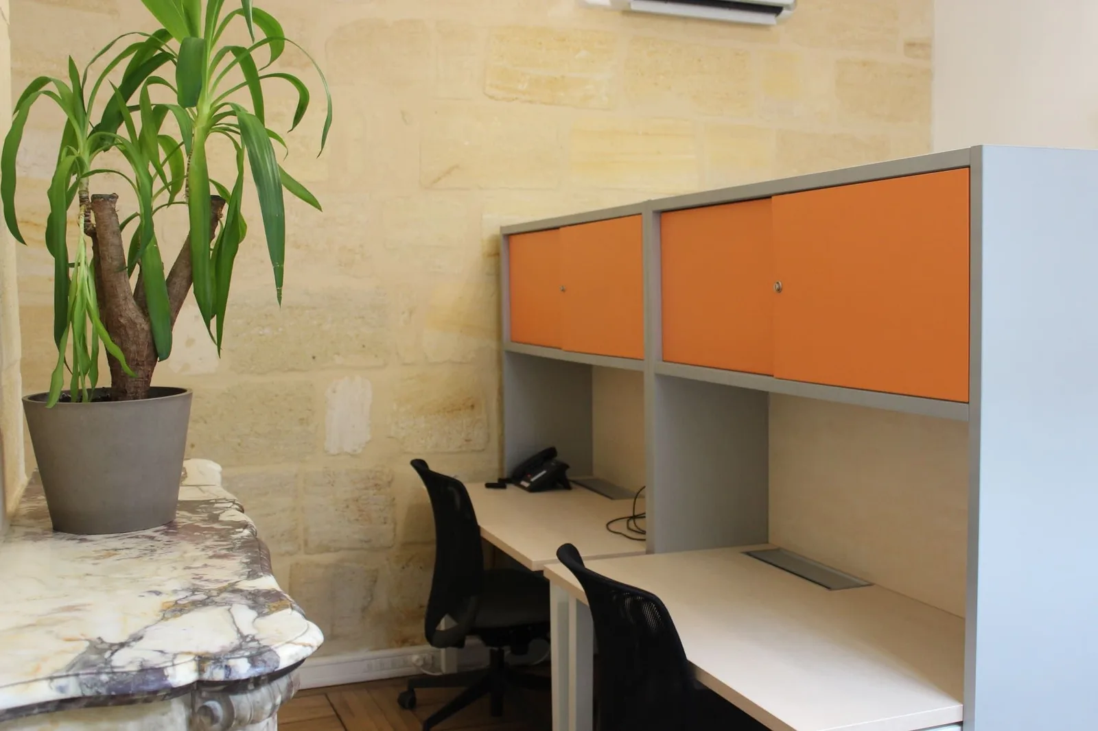 Working Place, Private office, 2 desks, Bordeaux