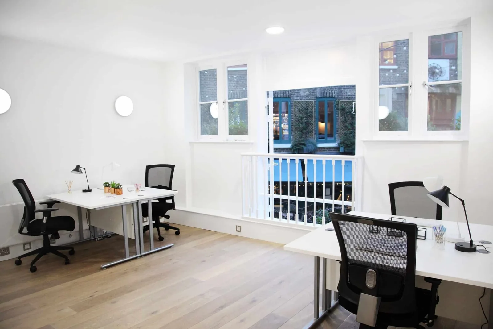 WorkPad Offices - 1 Neal's Yard, Private office, 4 desks, London