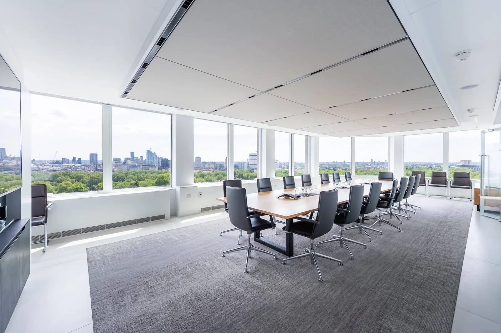 WorkPad Offices - 80 Berwick Street, Meeting room for 18 people, London
