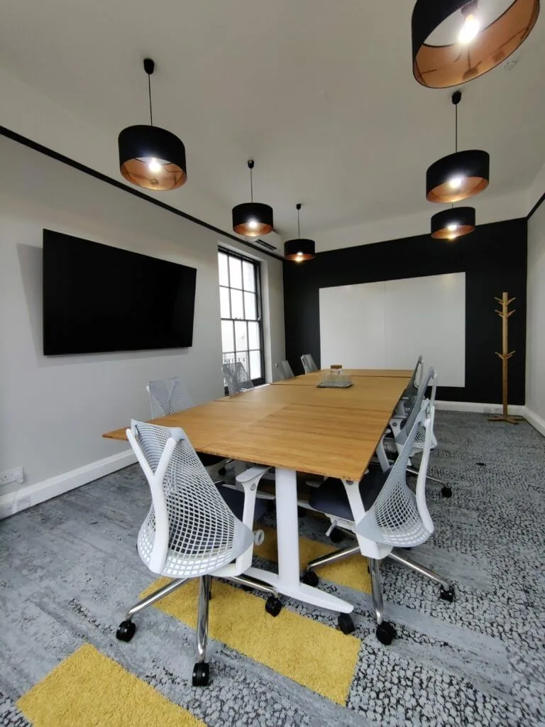 The Workplace Network, Salle de réunion 10 personnes, Cheltenham