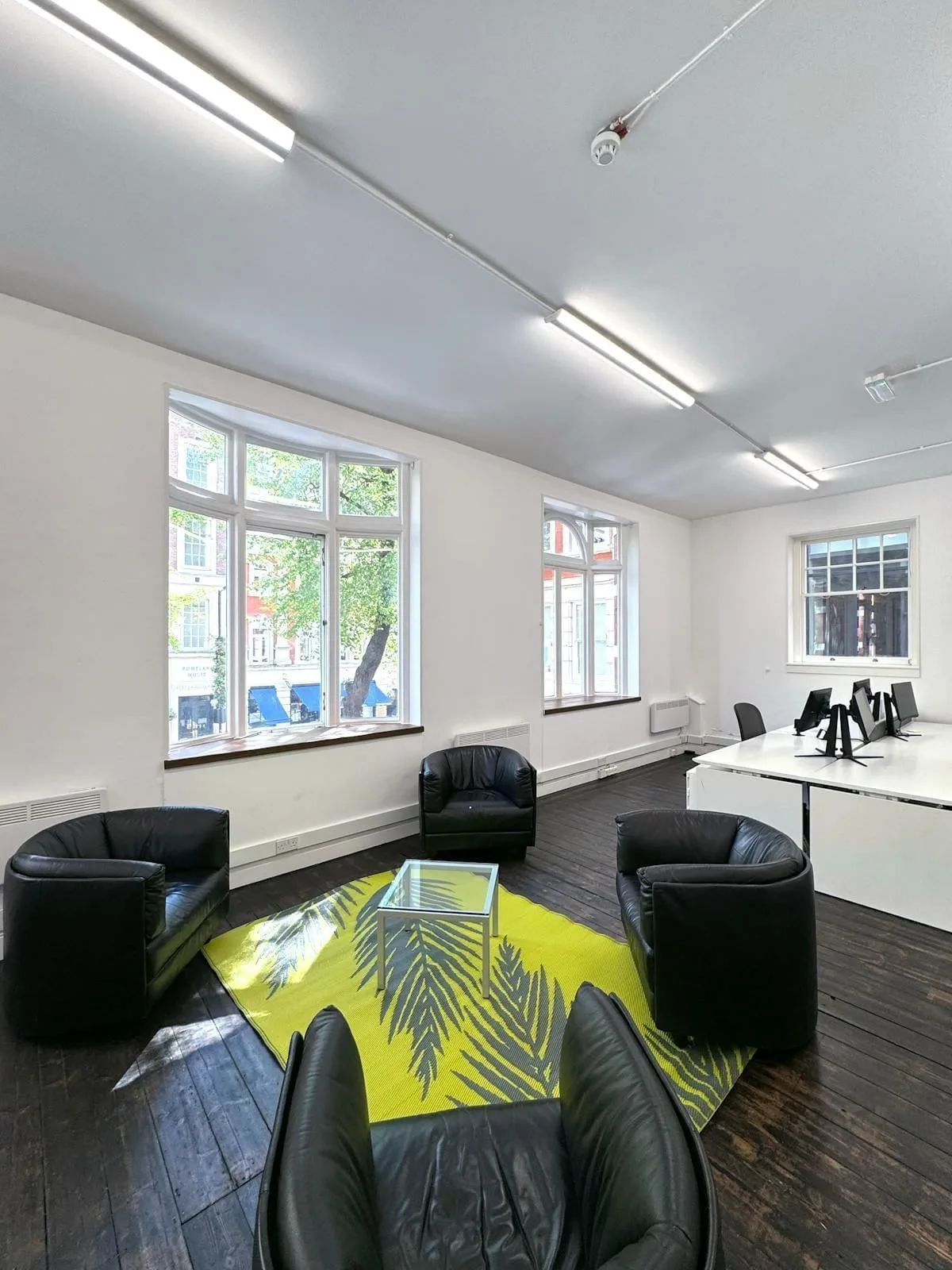 Workplace Plus 11-13 Market Place, Lounge, London