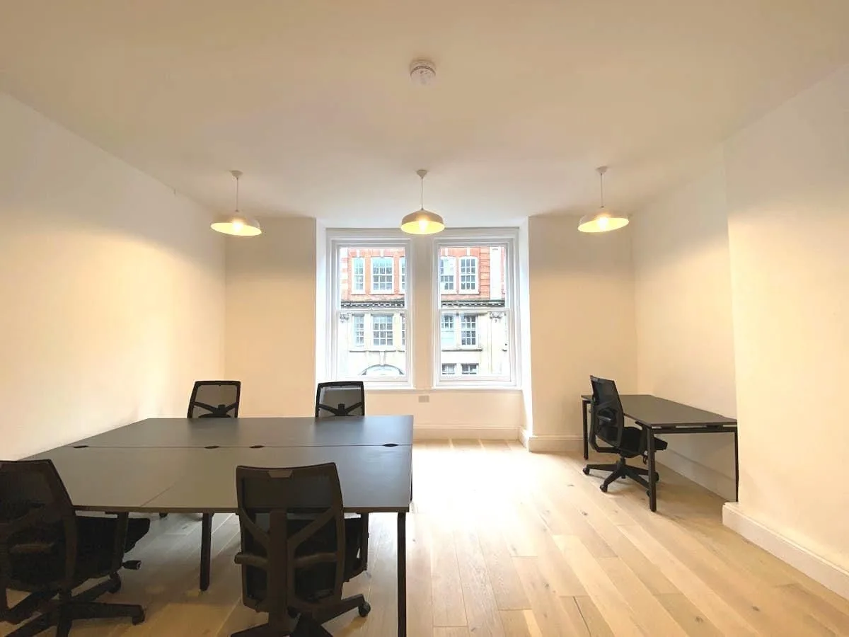 Workplace Plus 116 Great Portland Street, Bureau privatif 5 postes, Londres