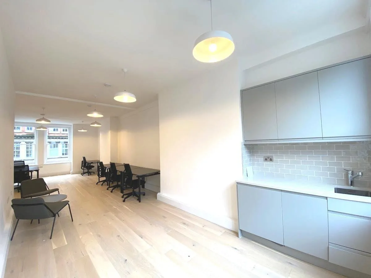 Workplace Plus 116 Great Portland Street, Cuisine, Londres
