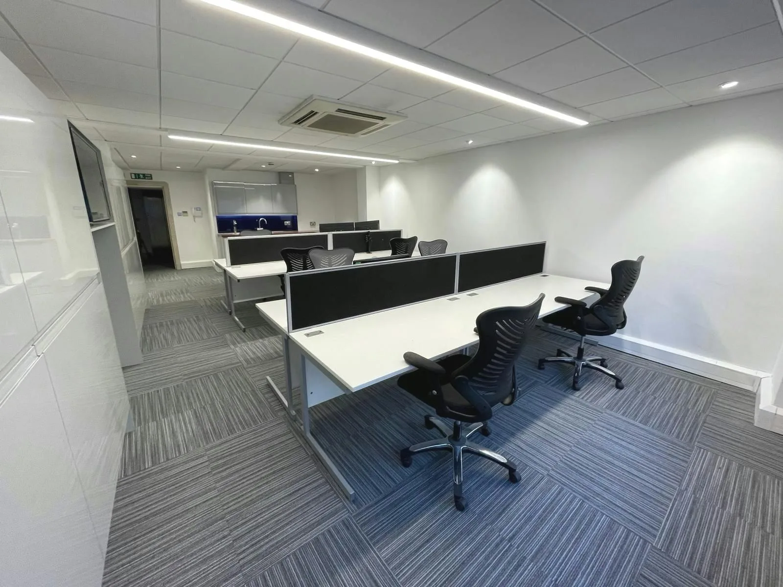 Workplace Plus 123 Minories, Open-plan office, London