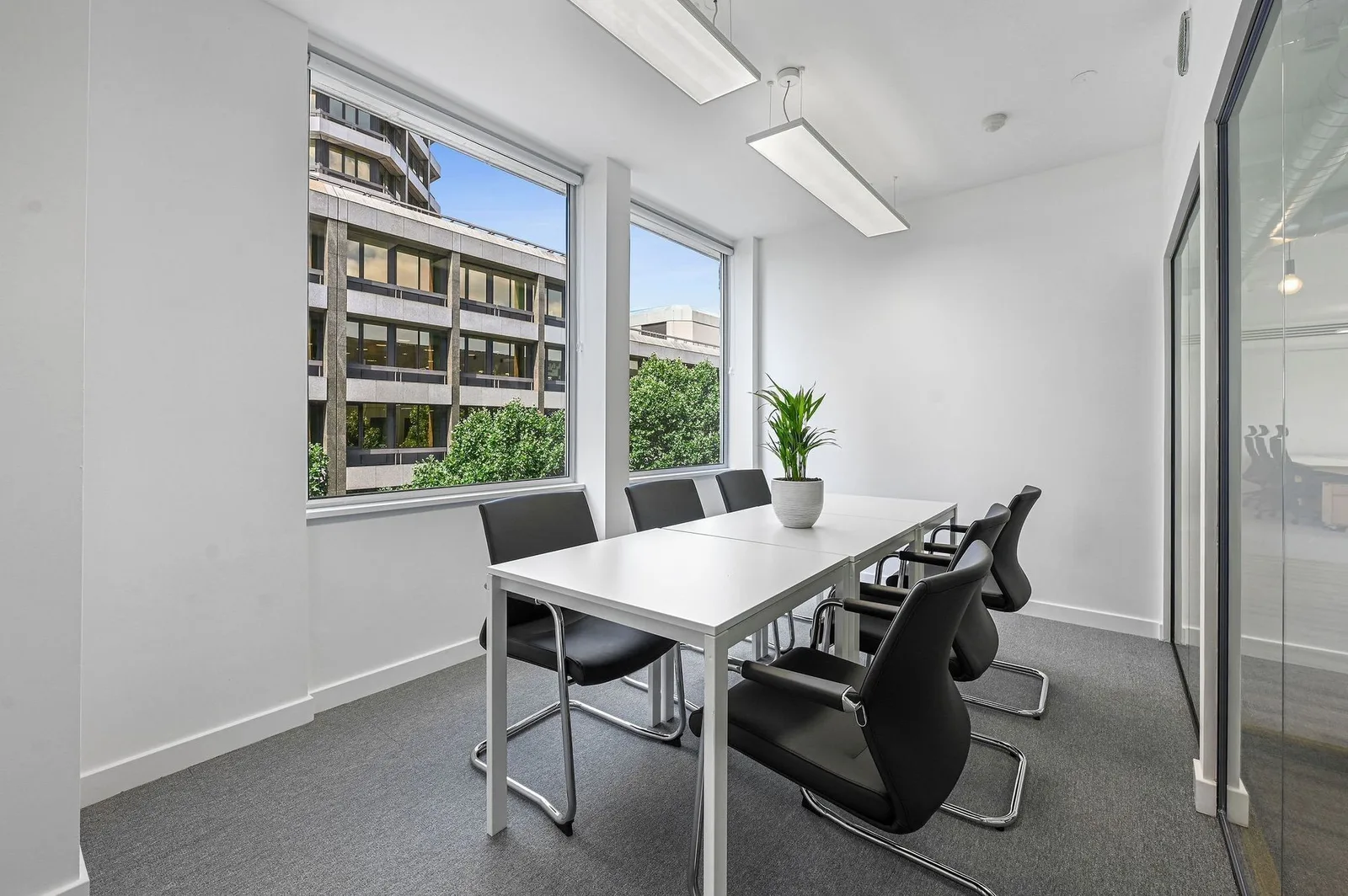 Workplace Plus 250 Tottenham, Meeting room for 6 people, London