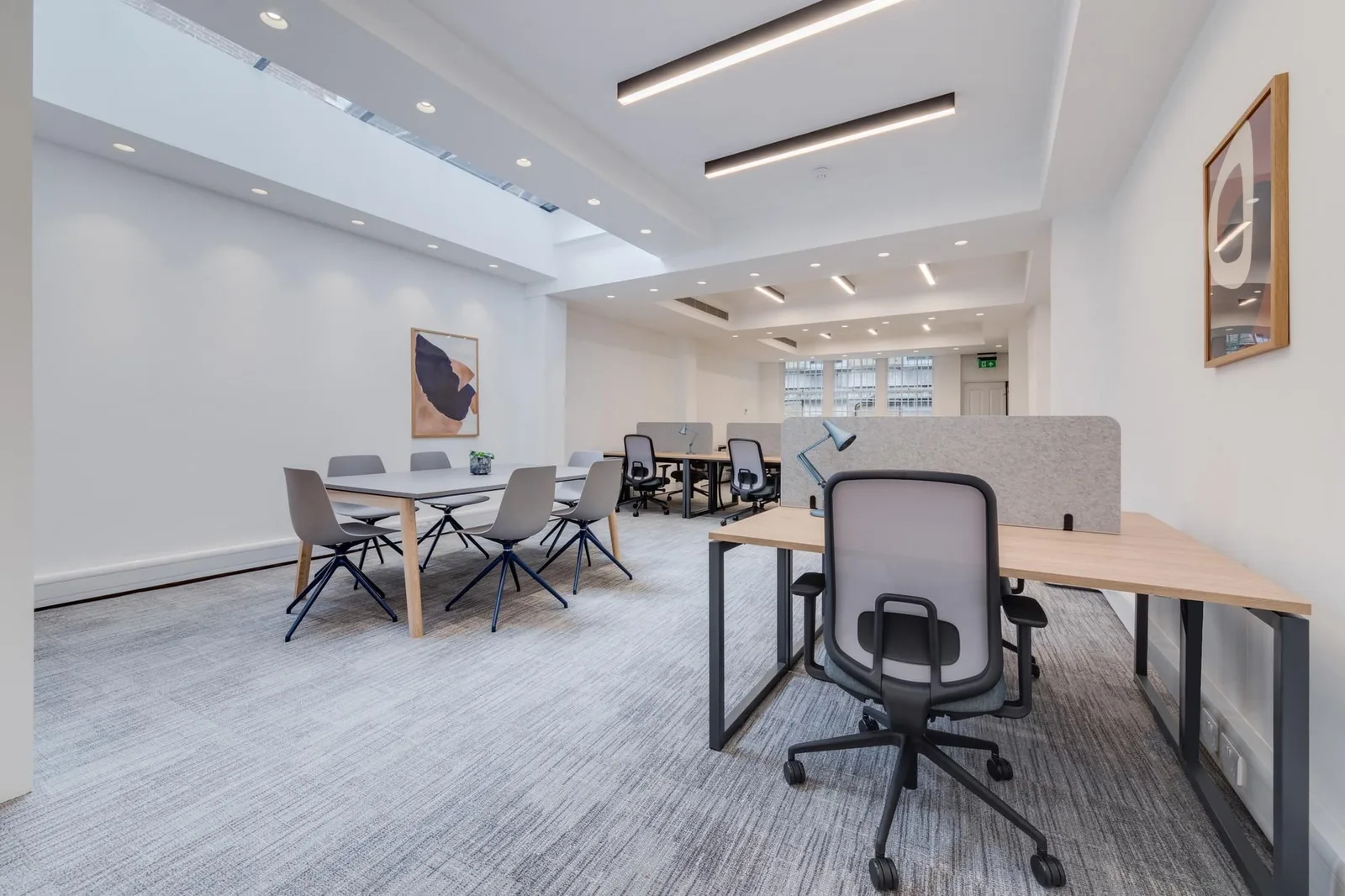 Workplace Plus 5 Pemberton Row, Open-plan office, London