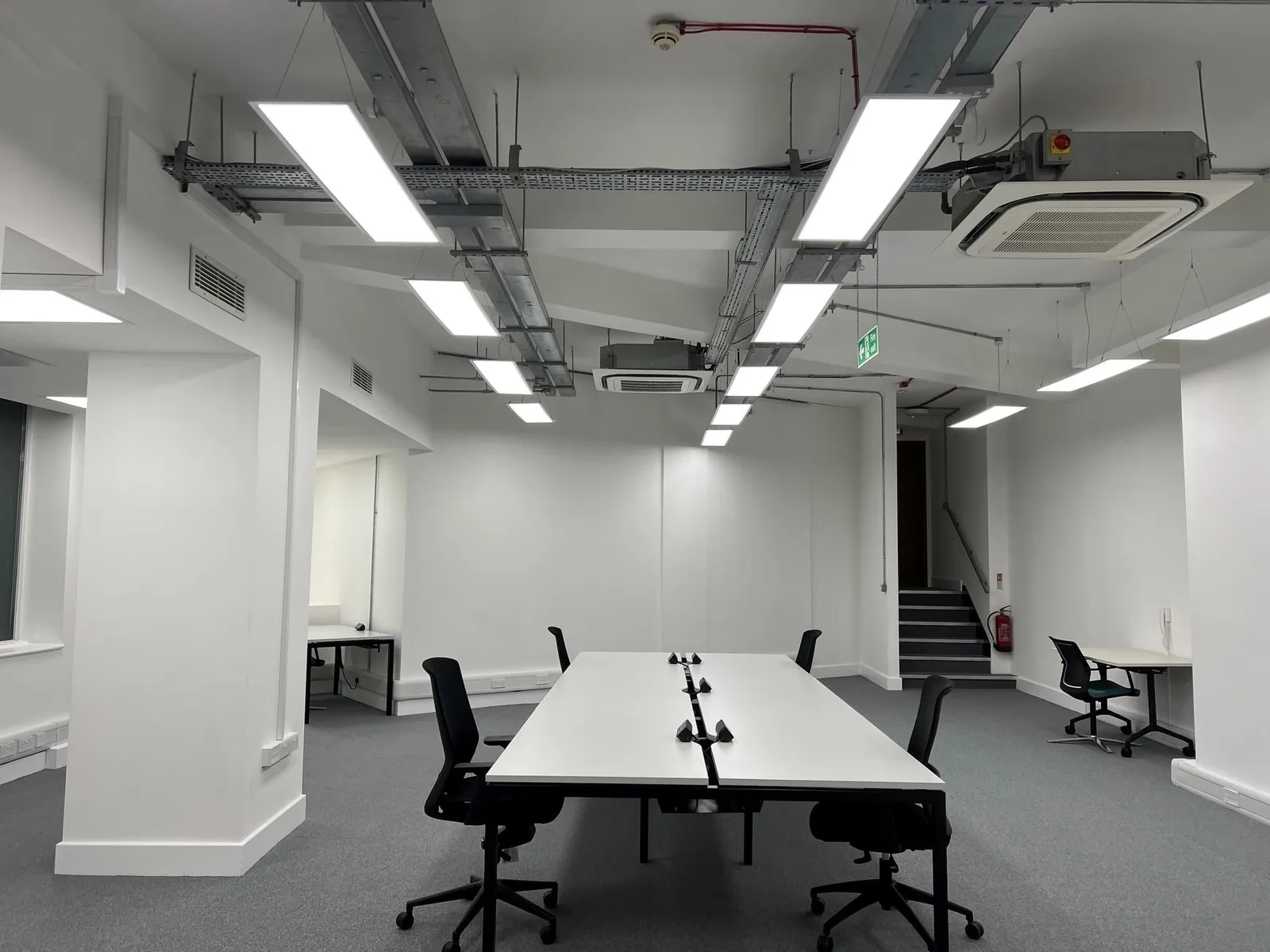 Workplace Plus 9 Kingsway, Open space, Londres