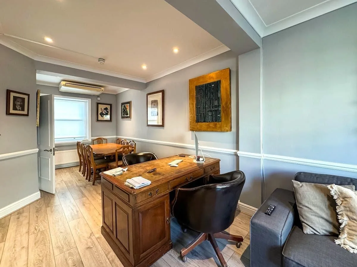Workplace Plus 91 Mortimer Street, Private office, 1 desk, London