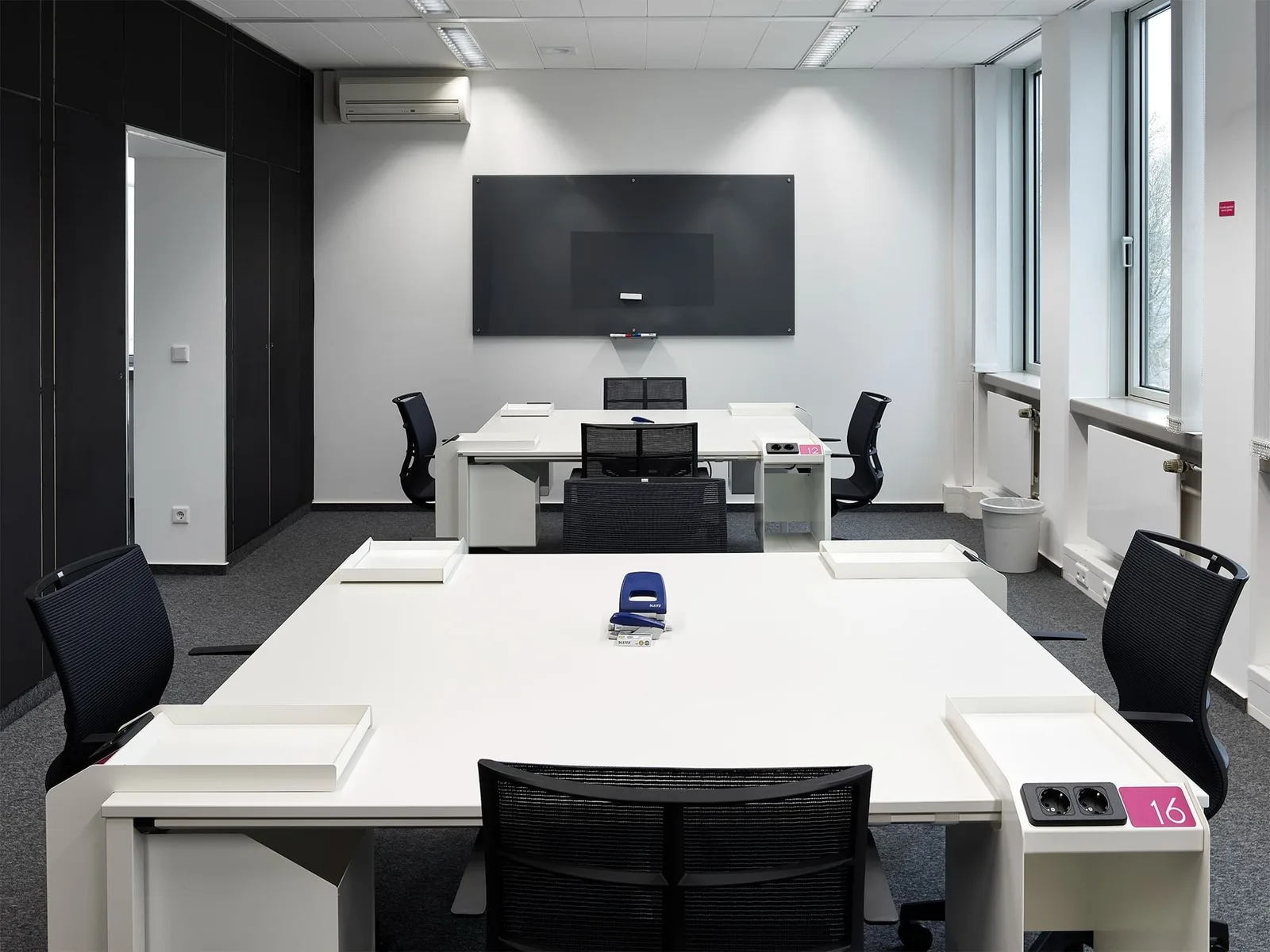 Workspace A81 Essen, Private office, 8 desks, Essen