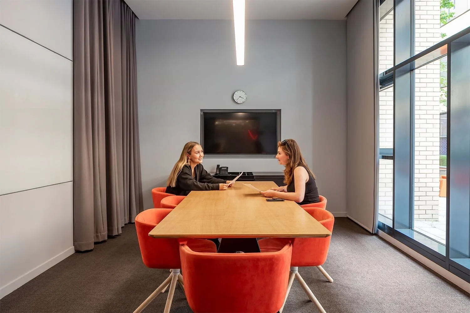 Workspace - Vox Studios, Salle de réunion 7 personnes, Londres