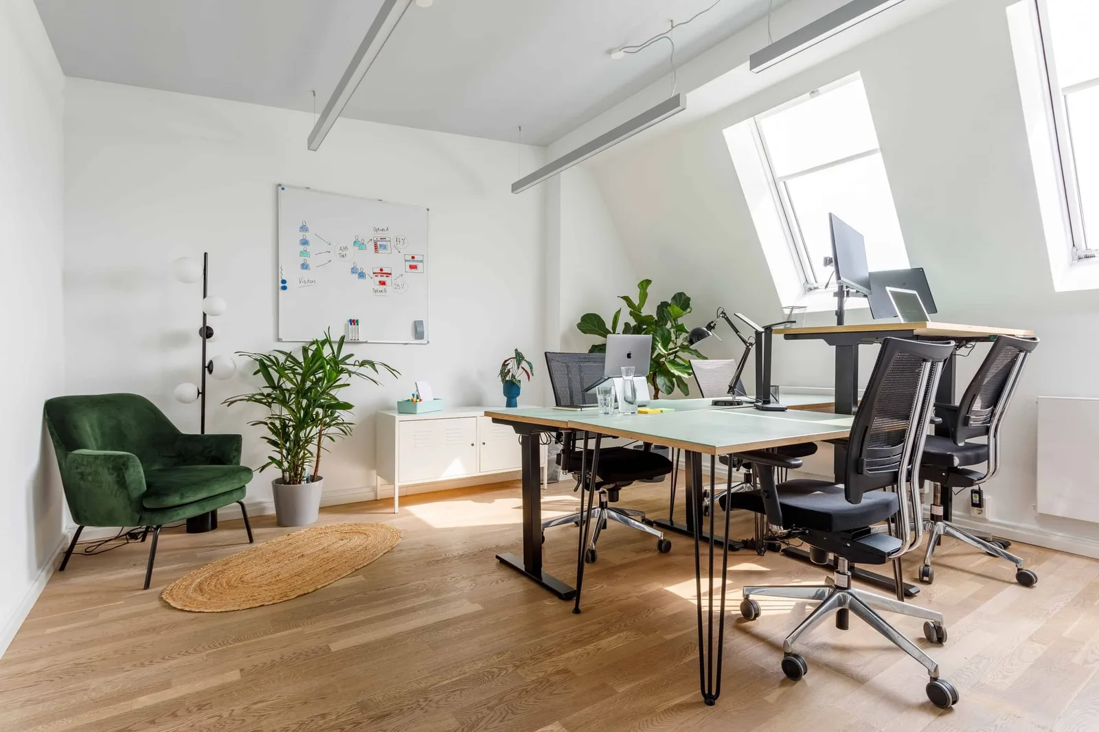  Workspaces Berlin Schlüterstrasse, Private office, 4 desks, Berlin
