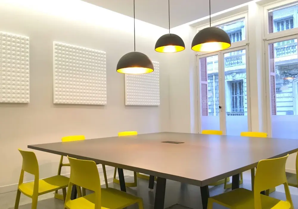 Le LABO Coworking, Yellow Room, Nice