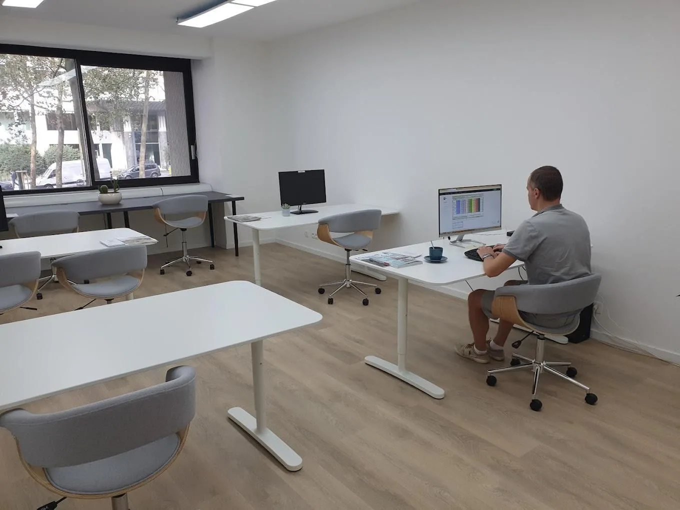 YELOMEX, Private office, 6 desks, Brussels