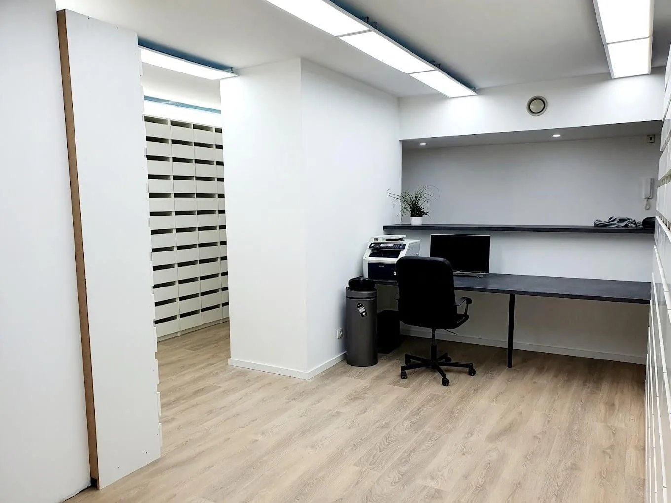 YELOMEX, Private office, 1 desk, Brussels