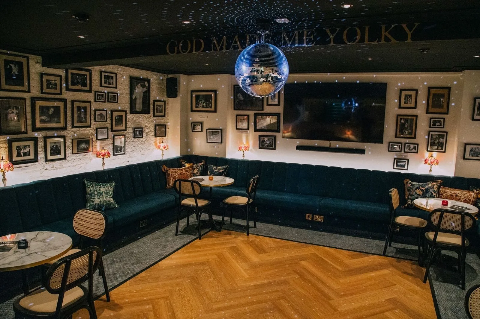 Yolk House London, Lounge, London