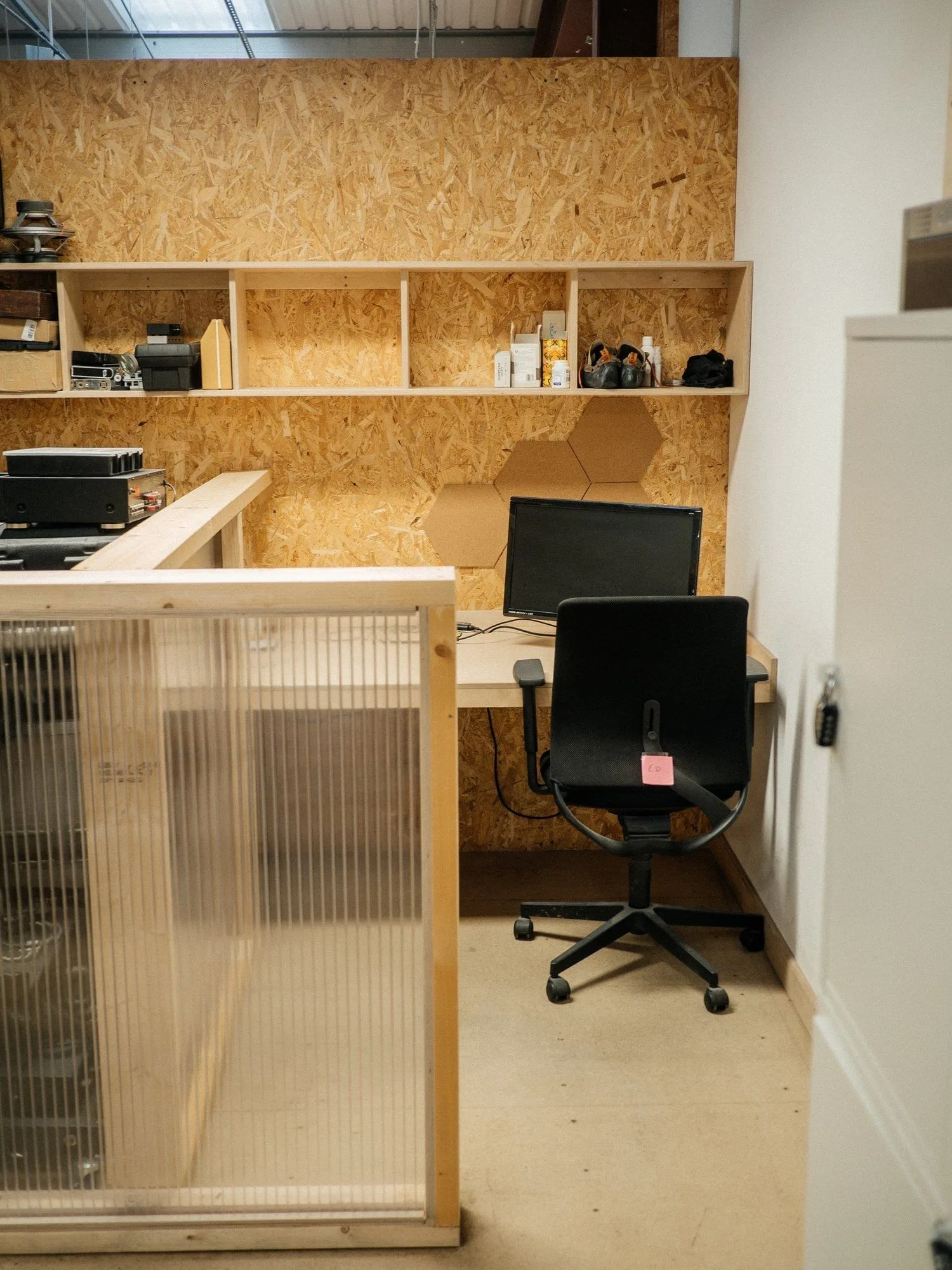 Yonder Workspace, Private office, 1 desk, London