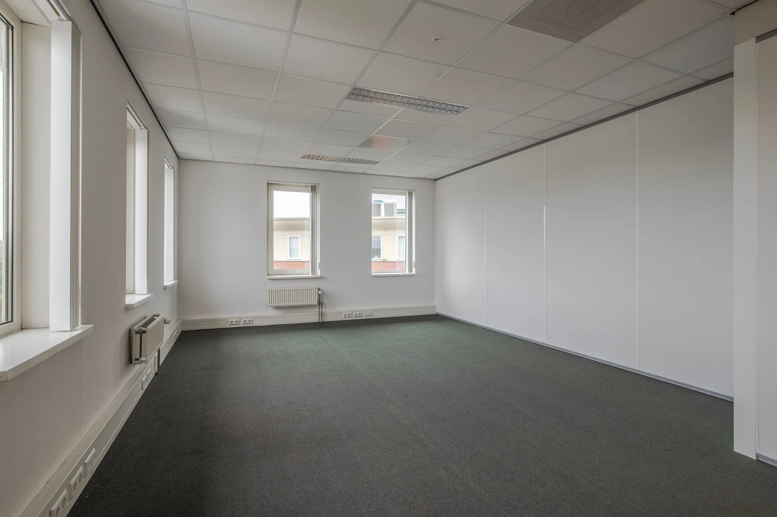 Young Workspaces Mercurion, Private office, Zevenaar