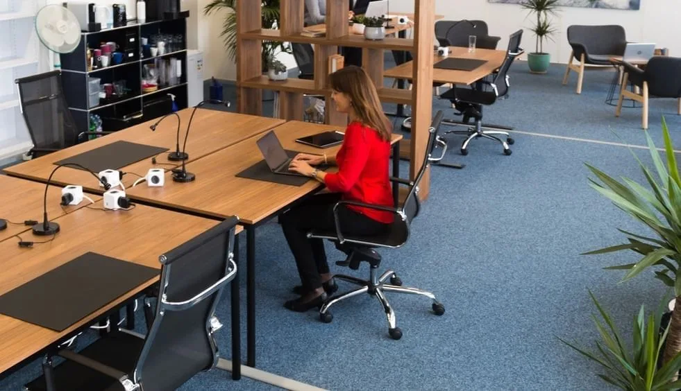 ZämeBüro Coworking Space, Open-plan office, Rüti