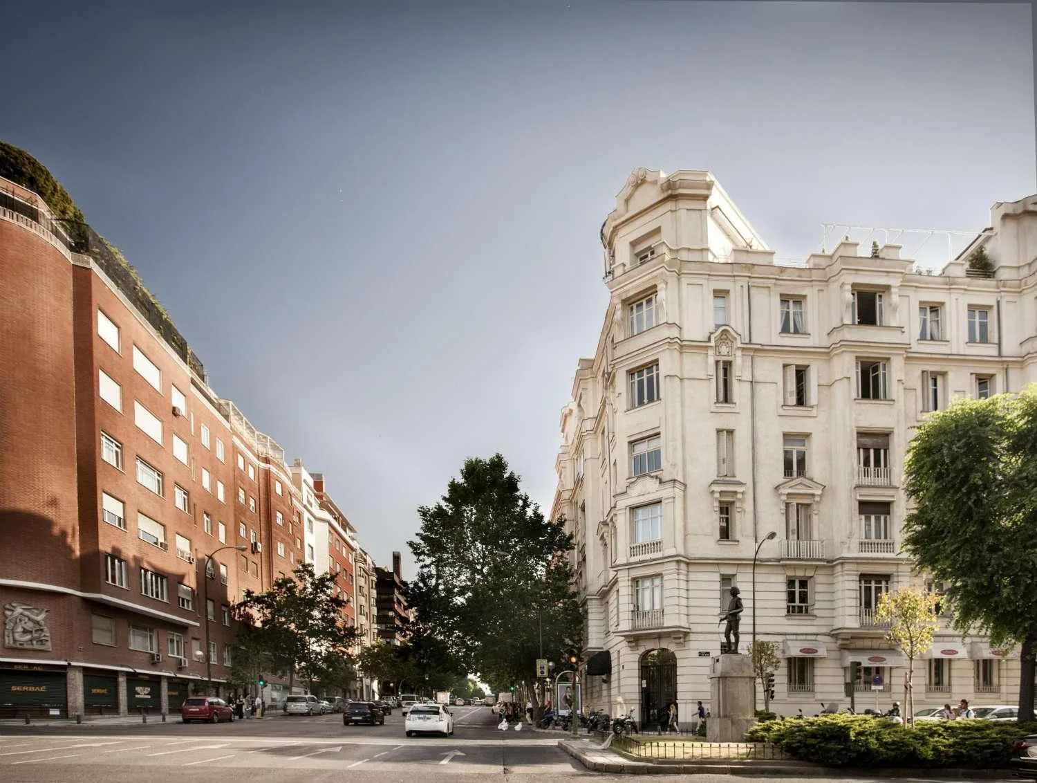 Zuricenter, Building facade, Madrid
