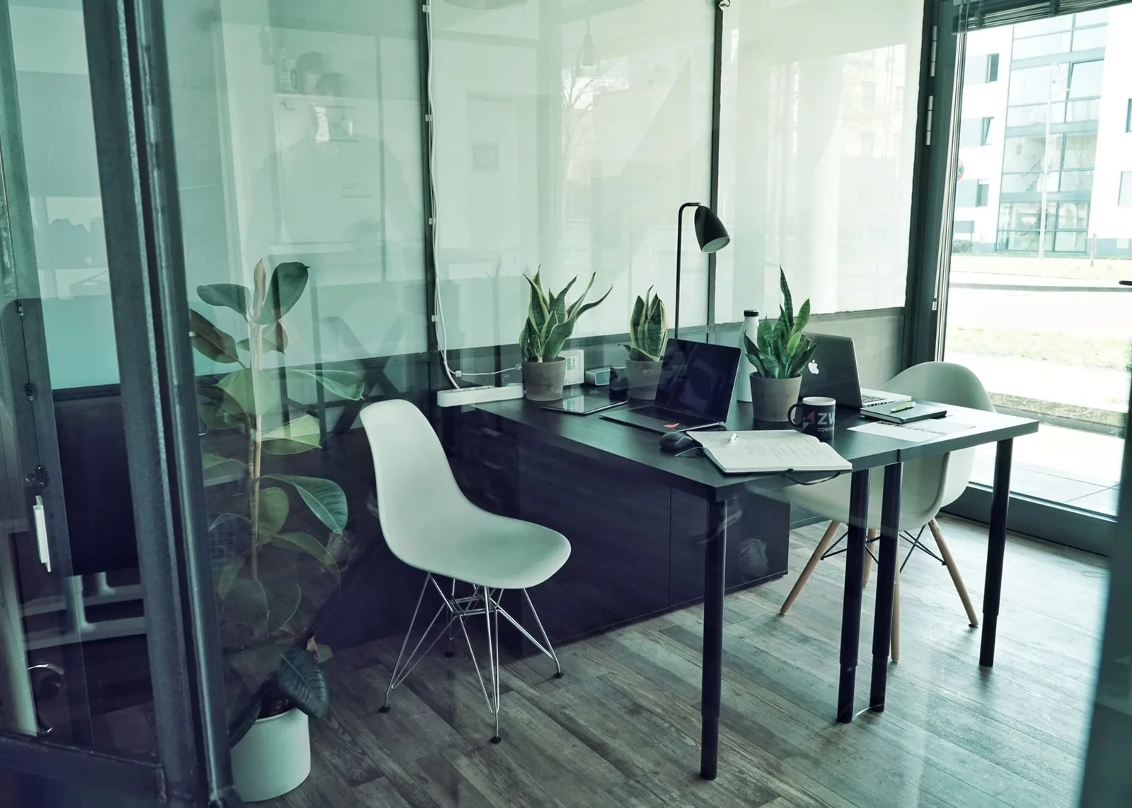 ZWO65 Southside Office, Private office, 2 desks, Trier
